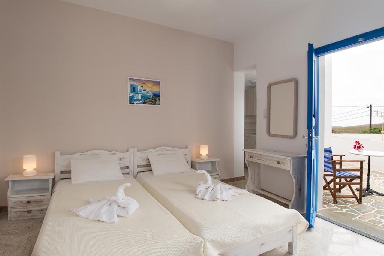 Evgenia Rooms And Apartments Folégandros Eksteriør billede