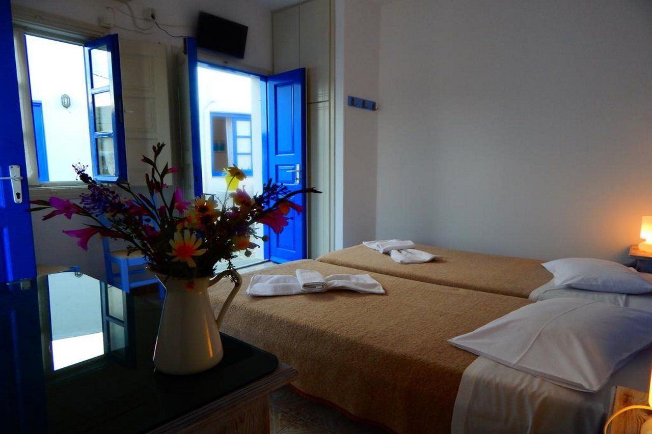 Evgenia Rooms And Apartments Folégandros Eksteriør billede